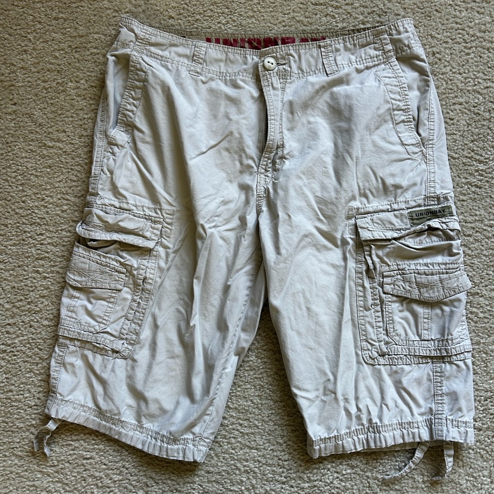 UNIONBAY Men's Light Tan Cargo Shorts